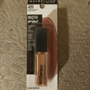 Maybelline Long lasting eyeshadow base